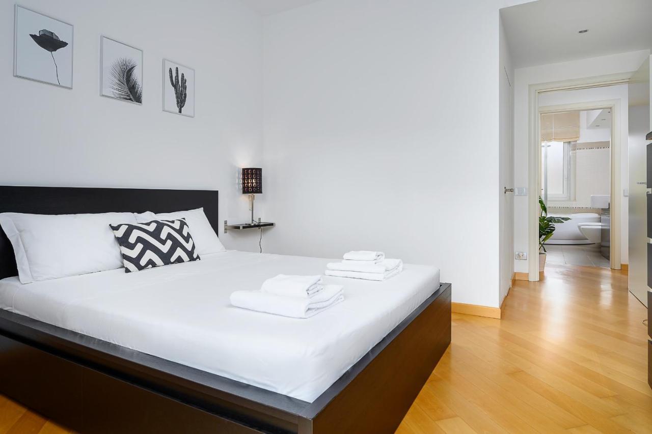 Stylish Condo Garibaldi Sempione 85M2 - Self Check-In ミラノ エクステリア 写真
