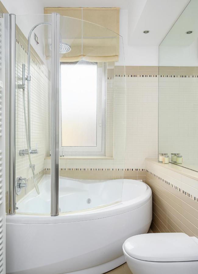 Stylish Condo Garibaldi Sempione 85M2 - Self Check-In ミラノ エクステリア 写真