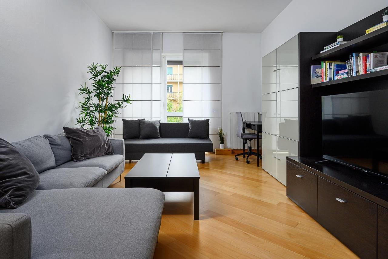 Stylish Condo Garibaldi Sempione 85M2 - Self Check-In ミラノ エクステリア 写真